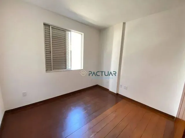 Imagem 4: Apartamento 3 Quartos para Aluguel