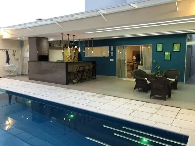 Imagem: Casa para Venda com 250 Metros Quadrados