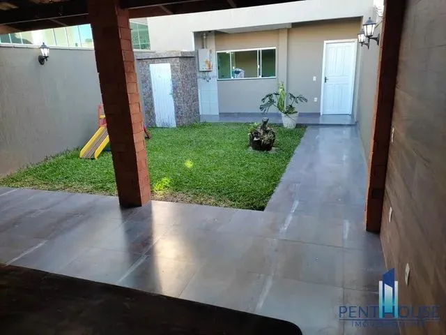 Imagem 3: Casa para Venda em Camboriú, Centro, 3 Dormitórios, 2 Suítes, 3 Banheiros, 2 Vagas