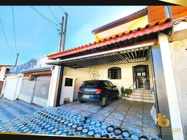 Imagem: Sobrado com 4 Dormitórios À Venda, 207