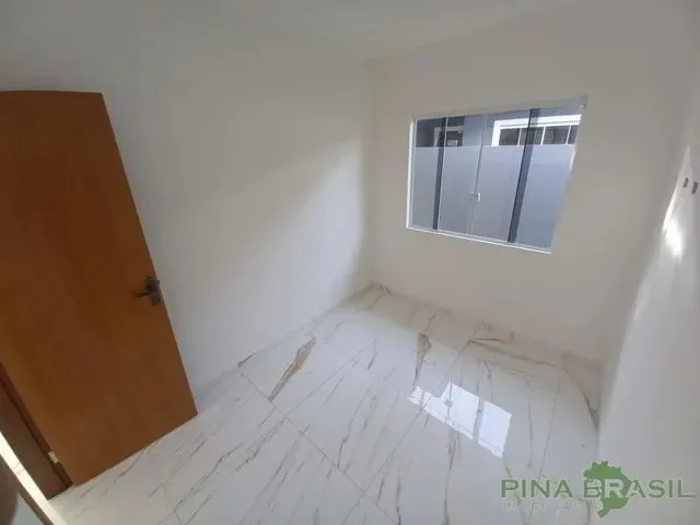 Imagem 6: Casa para Venda em Colombo, Arruda, 2 Dormitórios, 1 Suíte, 2 Banheiros, 2 Vagas