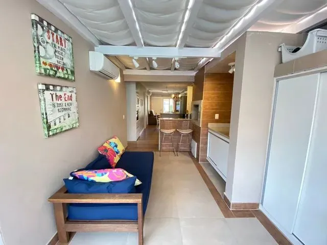 Imagem 3: Elegance Imóveis: Belíssima Casa Térrea com 3 Dormitórios, Totalmente Mobiliada E