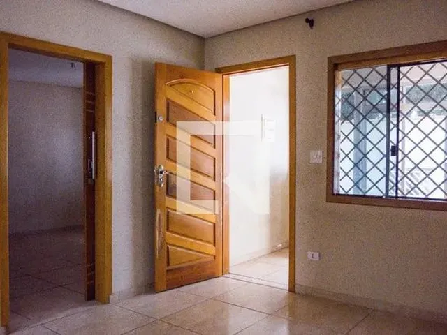 Imagem: A casa possui 3 Dormitórios, 2 Banheiros, 3 Vagas na