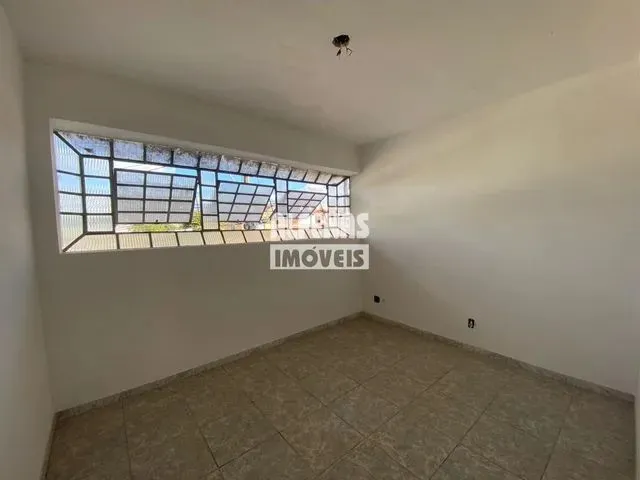 Imagem 2: Kitnet para Aluguel 2 Quartos no Bairro Parque Maracana