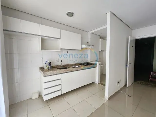 Imagem 2: Apartamento com 2 Quartos para Alugar por R$ 2100.00, 56.20 M2 - Centro - Londrina/Pr