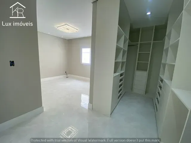 Imagem 11: Alphaville / Térrea 218M² / 3 Suítes / com Modulados / Climatizado / Piscina e Área