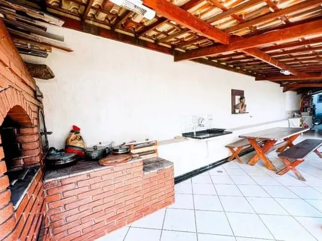 Imagem 4: Casa 4 Quartos no Castelo