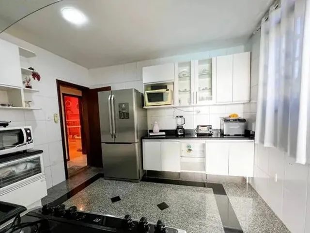 Imagem 12: Casa 4 Quartos no Castelo