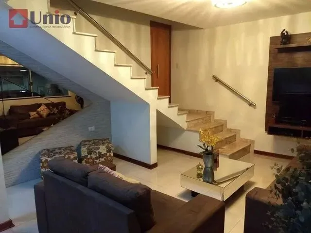 Imagem: Casa com 3 Dormitórios À Venda, 124 M²