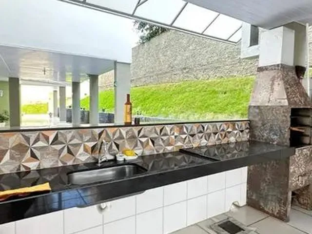 Imagem 2: Apartamento com Elevador