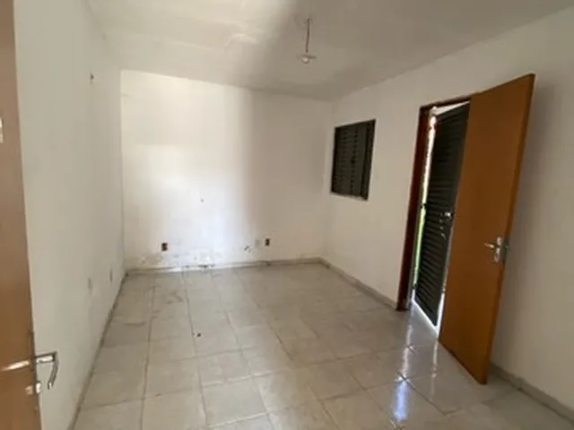 Imagem 3: V.a- Casa na Rua Barroso Centro Sul