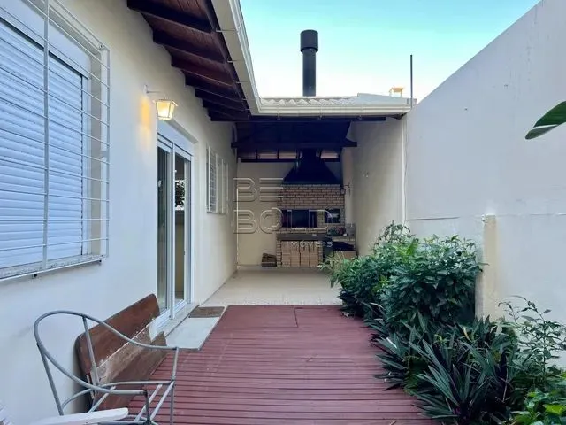 Imagem 10: Casa 4 Dormitórios em Coqueiros