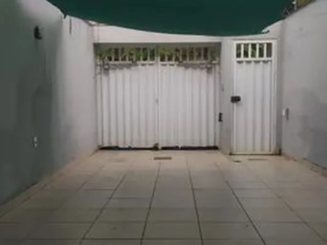 Imagem 9: Excelente Casa de 03 Quartos no Alto do Novo Horizonte - R$ 2.500,00 com Iptu e Bombeiro I