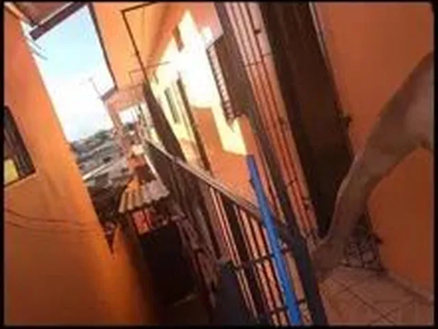 Imagem: A kitnet possui 1 Dormitório, 1 Banheiro, 1 Vaga na