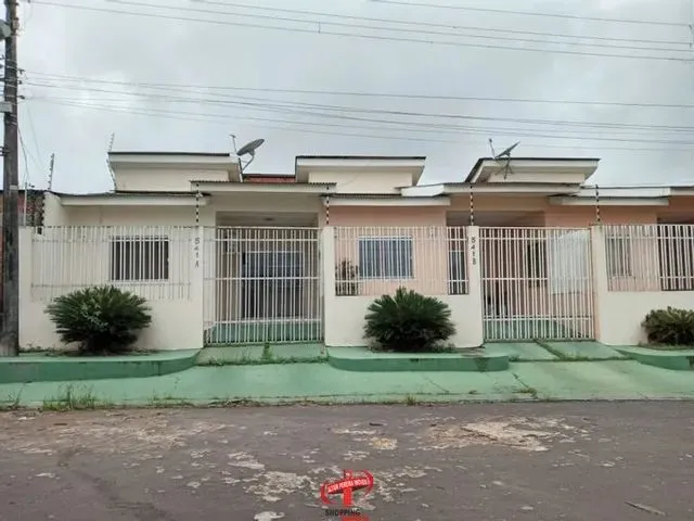 Imagem: A casa possui 2 Dormitórios, 1 Banheiro, 1 Vaga na