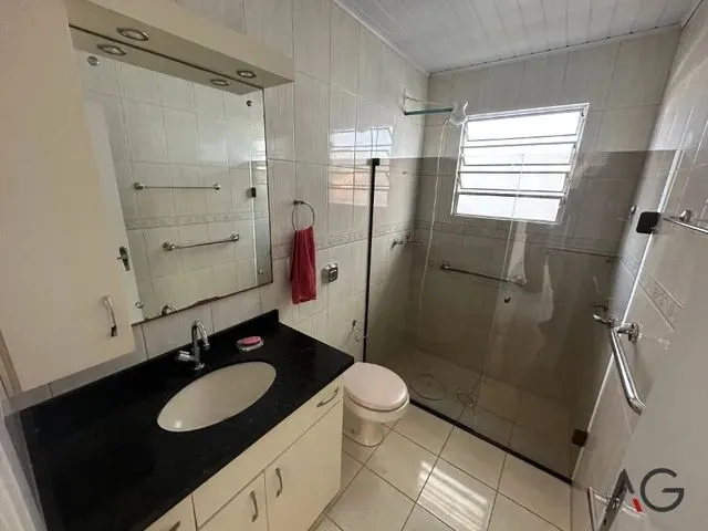 Imagem 7: Piso Superior de Casa com 80 M² e 3 Quartos em Capoeiras - Florianópolis - Sc