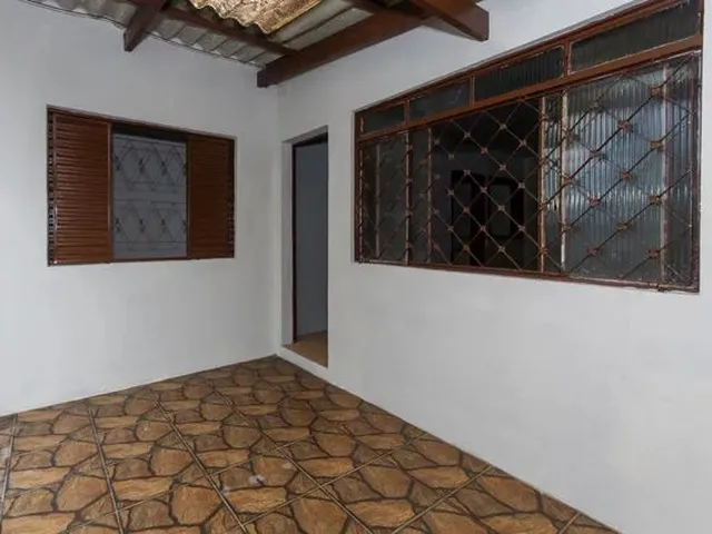 Imagem 12: Casa para Alugar com 2 Quartos no Bairro Nossa Senhora das Graças com 100M²