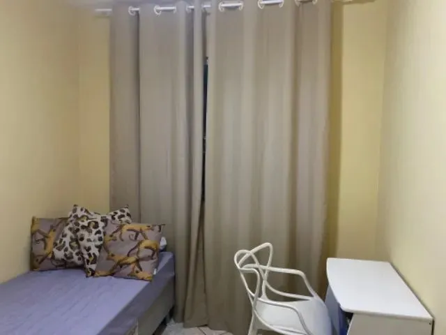 Imagem: Alugo Quarto Individual para Moças Av