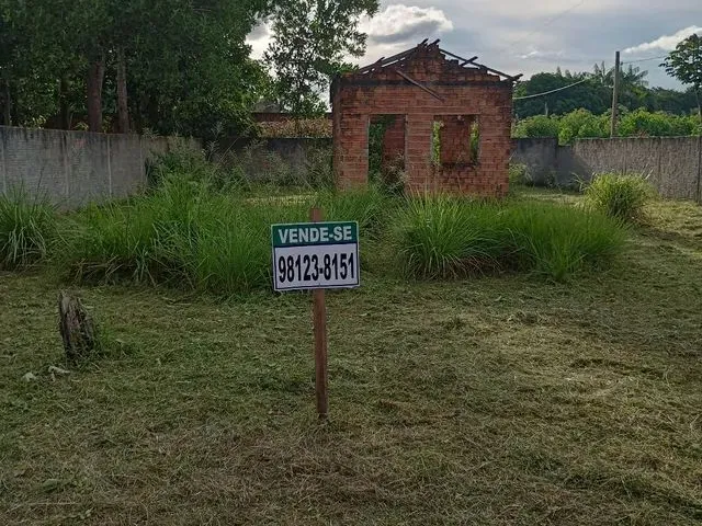 Imagem: O terreno está localizado em Jardim Marco Zero, Macapá à