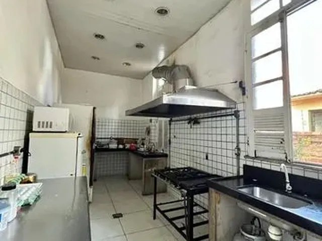 Imagem 5: Prédio Comercial, 150M², 3 Pav em Nazaré