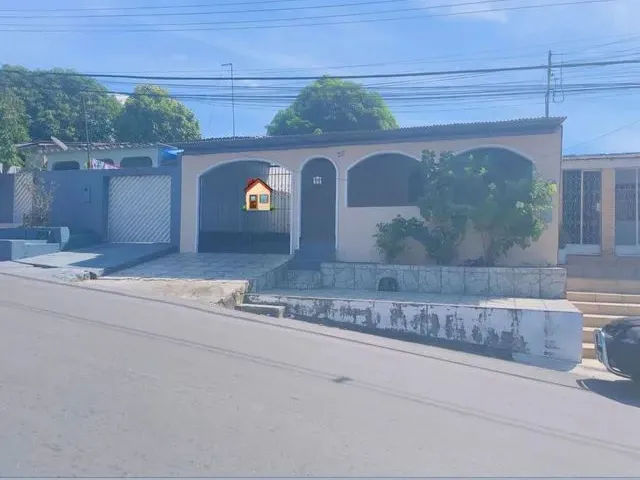 Imagem 1: Vendo Casa no Bairro Cidade Nova/ Próxima À Praça de Alimentação/ Aceita