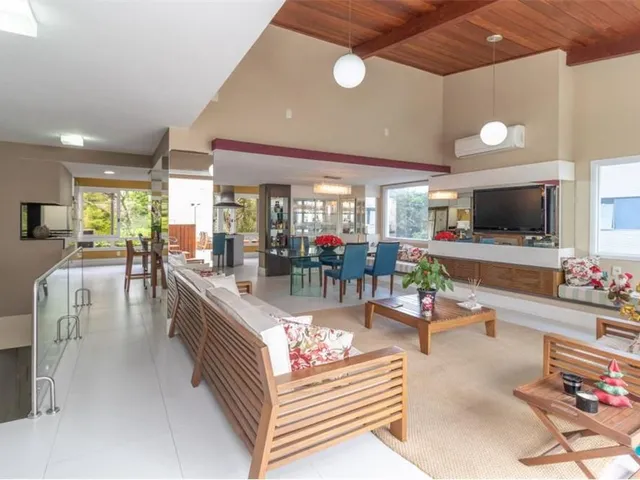 Imagem: Casa À Venda no Bairro Três Figueiras