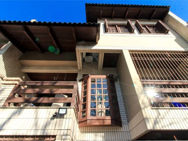Imagem: Casa À Venda no Bairro São João - Porto