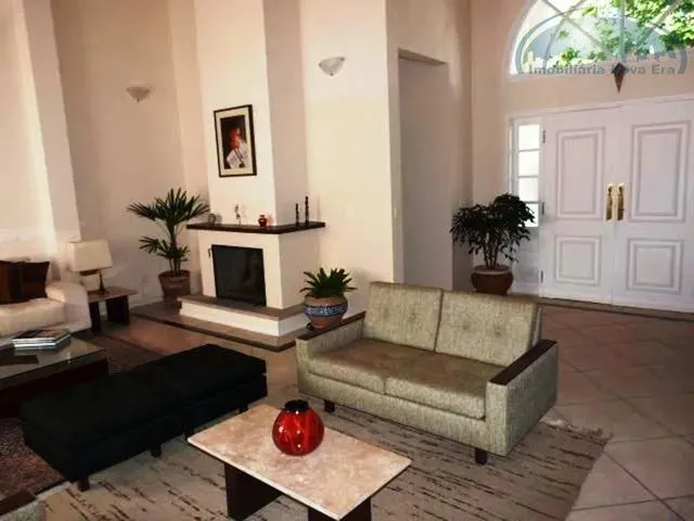 Imagem: Casa com 5 Dormitórios À Venda, 385 M²