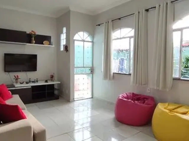 Imagem: Vendo Linda Casa 3 Dormit. Sendo Uma Suíte