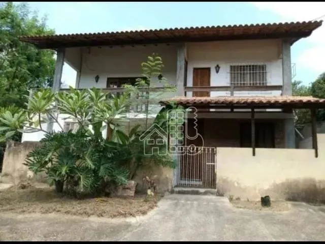 Imagem: Casa com 4 Dormitórios À Venda, 170 M²
