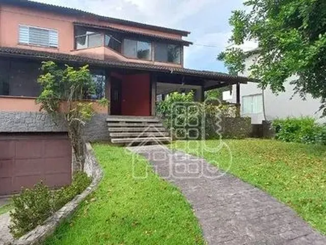 Imagem: Casa com 4 Dormitórios À Venda, 483 M²
