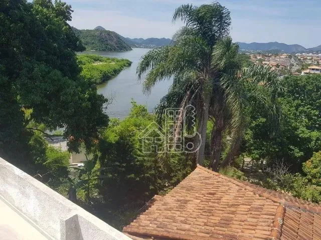 Imagem 9: Casa com 9 Dormitórios À Venda, 1300 M² por R$ 2.190.000,00 - Piratininga - Niterói/Rj