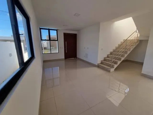 Imagem 2: Casa Duplex a Venda no Condomínio Villa dos Ventos em Parnamirim com 3 Quartos, Sendo 2