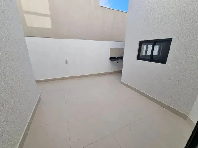 Imagem 4: Casa Duplex a Venda no Condomínio Villa dos Ventos em Parnamirim com 3 Quartos, Sendo 2