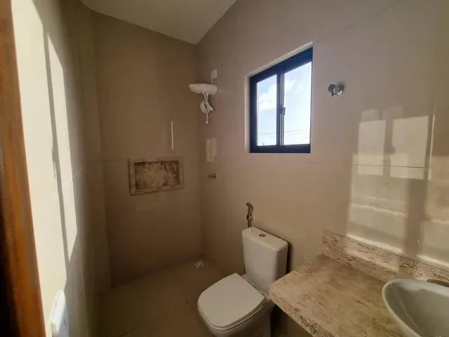 Imagem 14: Casa Duplex a Venda no Condomínio Villa dos Ventos em Parnamirim com 3 Quartos, Sendo 2