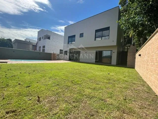 Imagem 16: Casa 330 Metros Quadrados com 4 Quartos