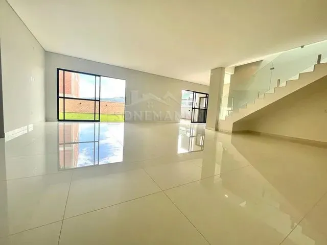 Imagem 13: Casa 330 Metros Quadrados com 4 Quartos