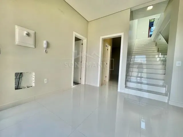 Imagem 3: Casa 330 Metros Quadrados com 4 Quartos