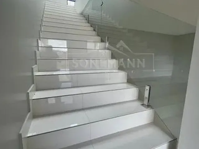 Imagem 7: Casa 330 Metros Quadrados com 4 Quartos