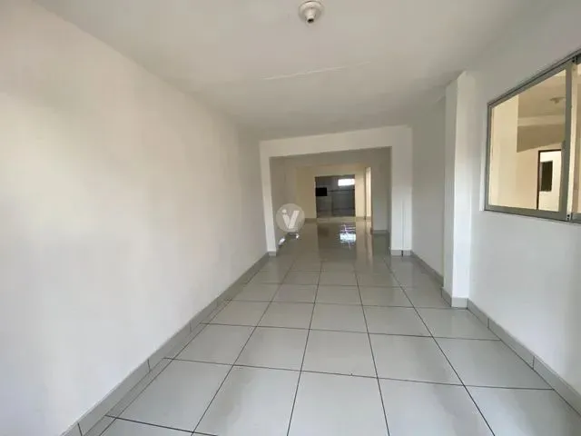 Imagem 11: Casa Ampla e Reformada na Tancredo Neves!