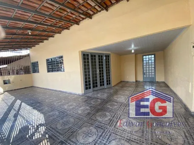 Imagem 1: Qe 01 - Excelente Casa 02 Qtos + Barraco de Fundos