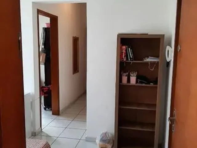 Imagem 5: Aluga-Se República Feminina