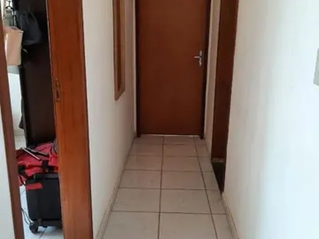 Imagem 2: Aluga-Se República Feminina
