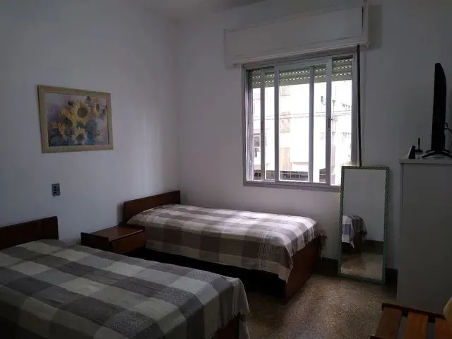Imagem: Alugo Quarto Frente Mar Guarujá