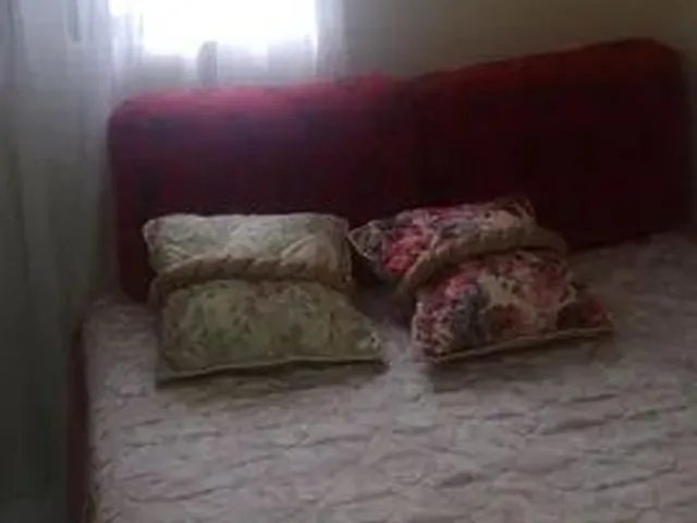 Imagem: Alugo Quarto para Moça