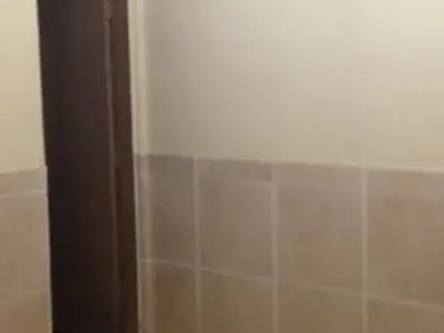 Imagem: Cômodo com Banheiro