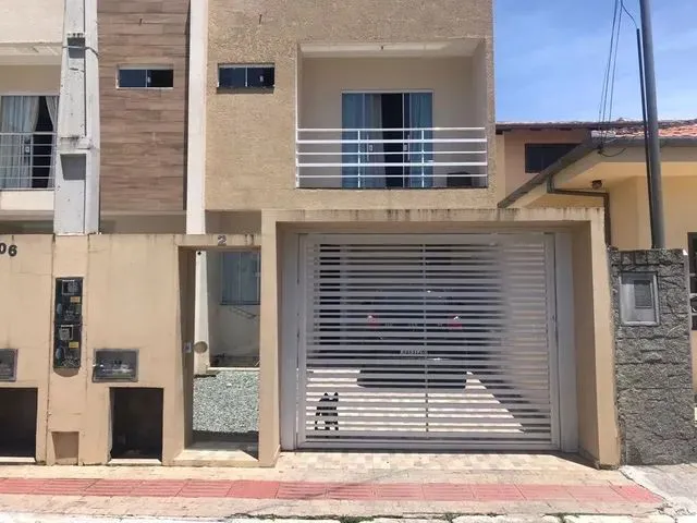 Imagem: Alugo Casa no Centro de Itajaí