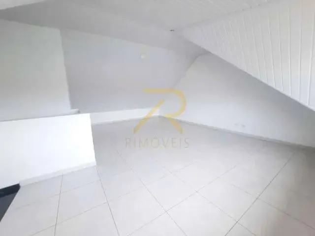 Imagem 16: Excelente Sobrado em Condomínio no Pinheirinho