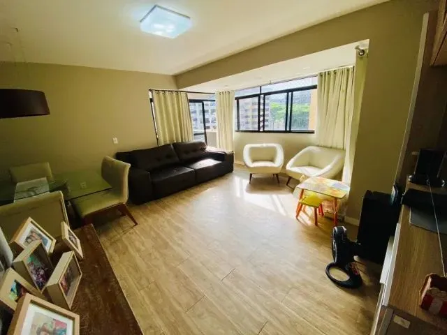 Imagem 1: 3 Quartos Sendo Uma Suite, Disponível para Venda