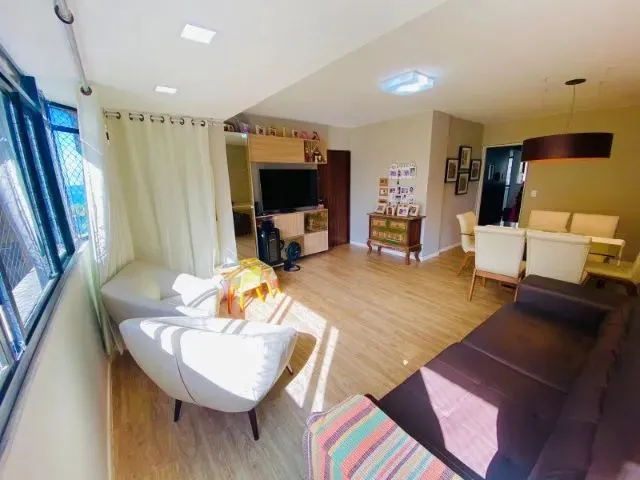 Imagem 9: 3 Quartos Sendo Uma Suite, Disponível para Venda